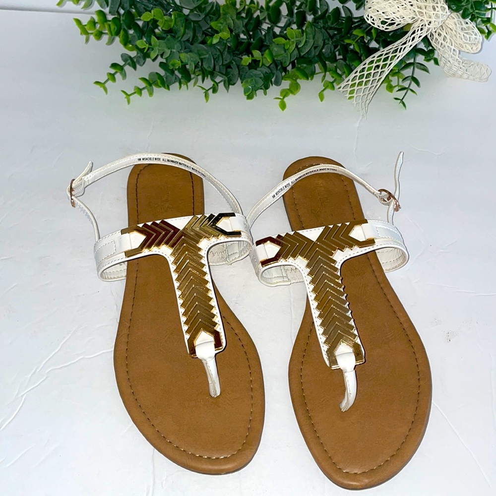 Madeline Stuart White Gold Chevron Sandals 9W